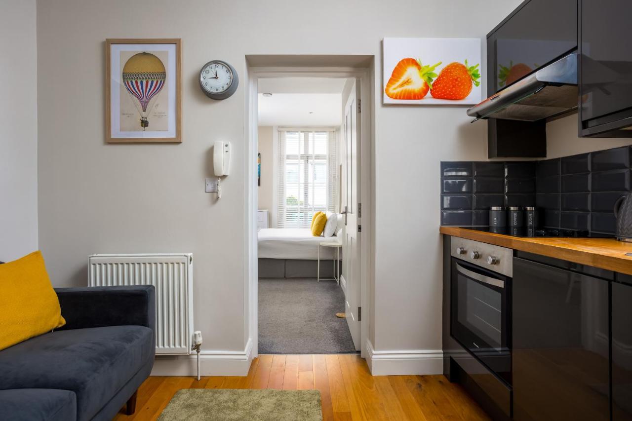 Contemporary Ground Floor Apartment - Town Centre With Parking! Cheltenham Exteriér fotografie