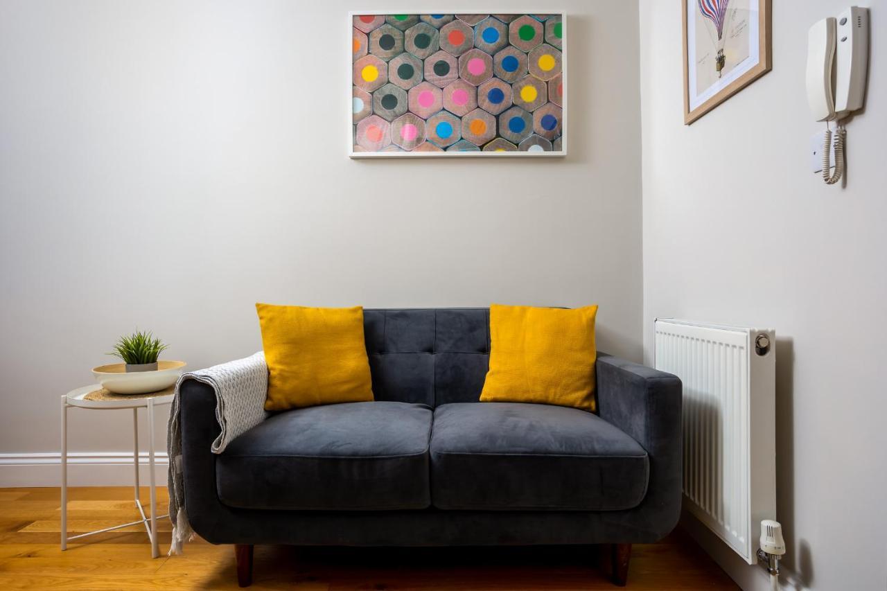 Contemporary Ground Floor Apartment - Town Centre With Parking! Cheltenham Exteriér fotografie