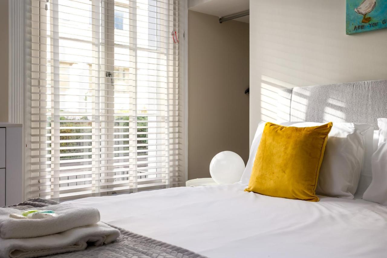 Contemporary Ground Floor Apartment - Town Centre With Parking! Cheltenham Exteriér fotografie