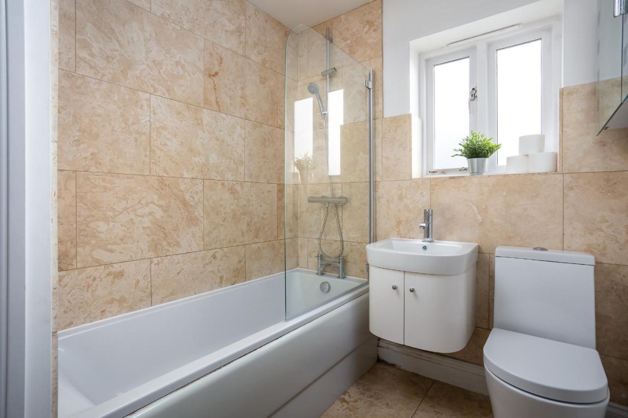Contemporary Ground Floor Apartment - Town Centre With Parking! Cheltenham Exteriér fotografie